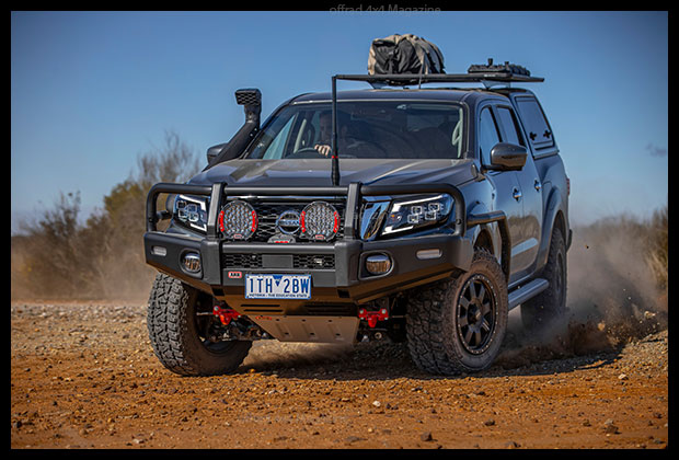 Triangles renforcÃ©s OME pour le Nissan Navara NP300 et D40