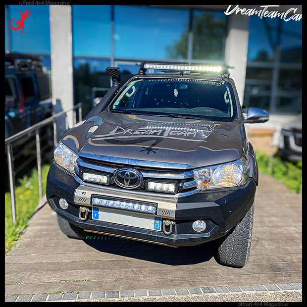 Un Toyota Hilux Revo made in Dream Team Car