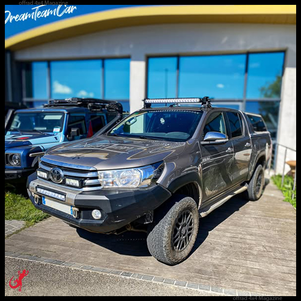 Un Toyota Hilux Revo made in Dream Team Car