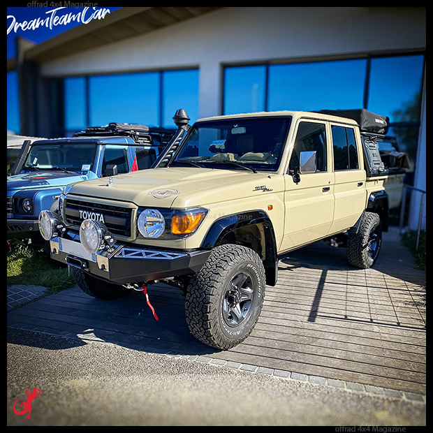 Un GRJ 79 Double Cab made in Dream Team Car